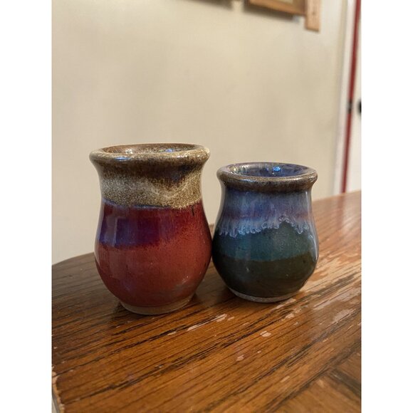 Handcrafted Clay Pottery Mini Vases Pair - Red & Green Glazed Stoneware - 2 Inch - Picture 1 of 4